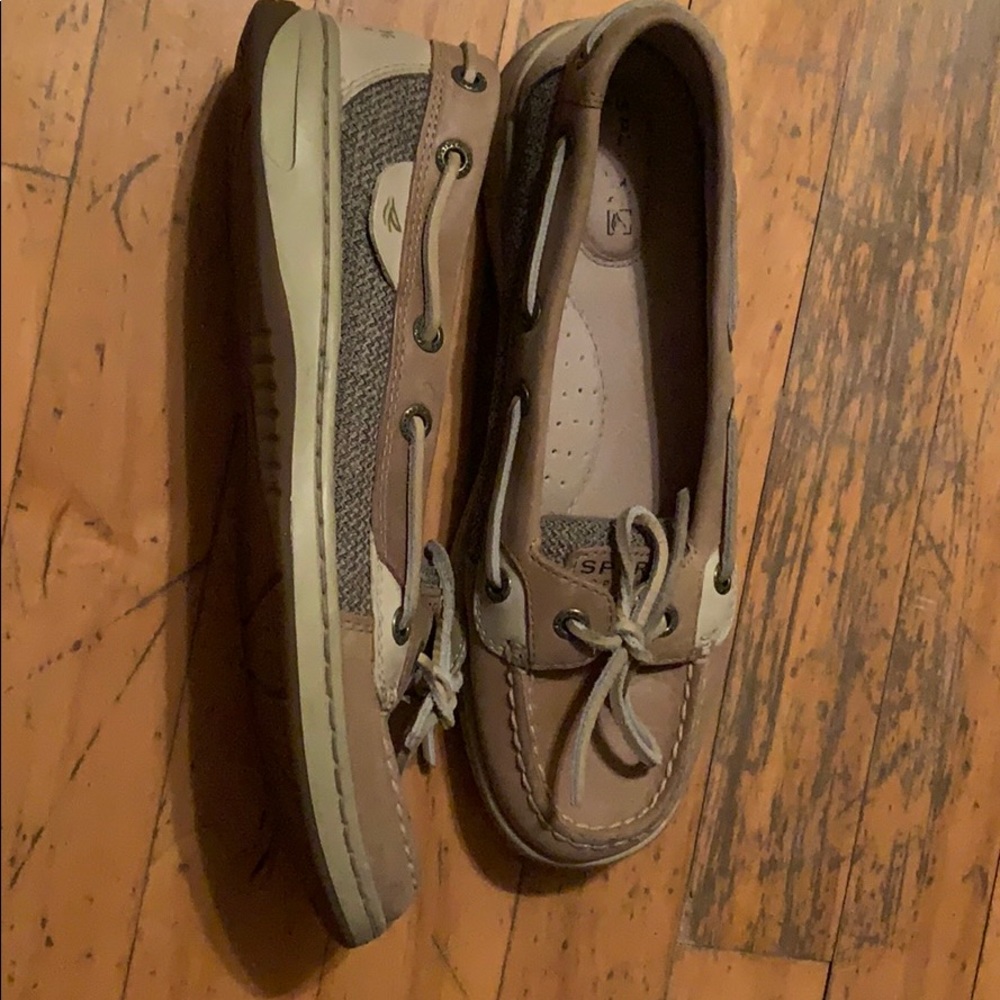 Sperry boat shoes